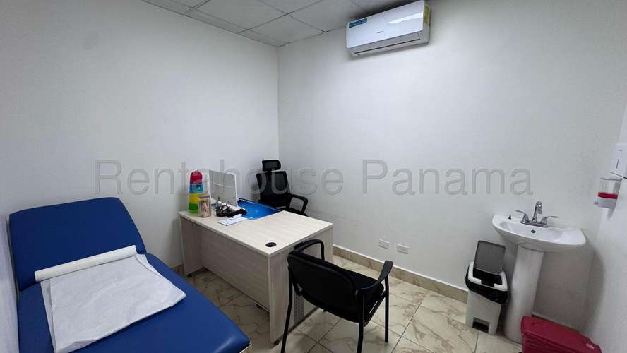 Alquilo Local de 182m2 en Parque Lefevre Plaza Santa Fe 27-3302SRZ - Imagen 5