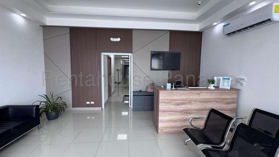 Alquilo Local de 182m2 en Parque Lefevre Plaza Santa Fe 27-3302SRZ - Imagen 7
