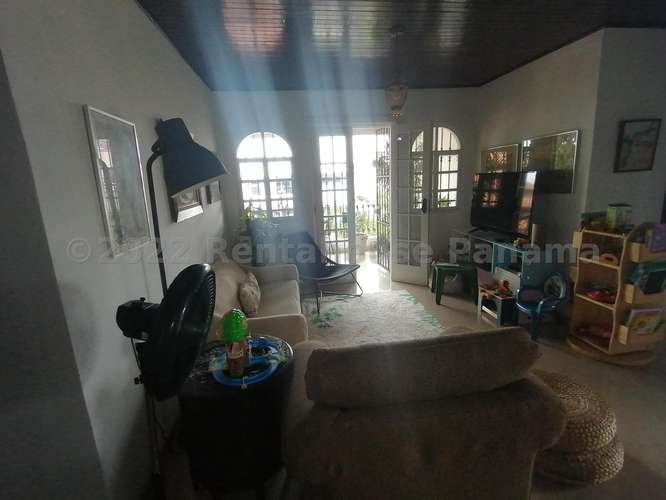 Vendo Casa de 800m2 en La Alameda 22-9727SRZ - Imagen 3