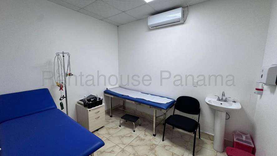 Local Comercial en Alquiler Parque Lefevre 27SPCG3302 - Imagen 15