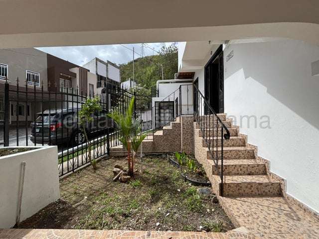 Casa en venta en Altos de Santa María 26MM7740 - Imagen 2