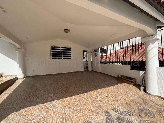 Casa en venta en Altos de Santa María 26MM7740 - Imagen 3