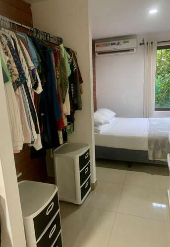 ALQUILO APARTAMENTO EN PLANTA BAJA CON TERRAZA Y JARDIN-INCLUYE SERVICIOS