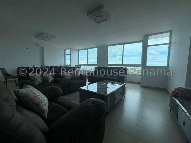 Alquiler de apartamento en Country Height, Altos de Panamá * - Imagen 4