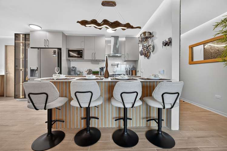 Incredible Remodeled Turnkey Apartment for Sale in El Cangrejo - Imagen 2