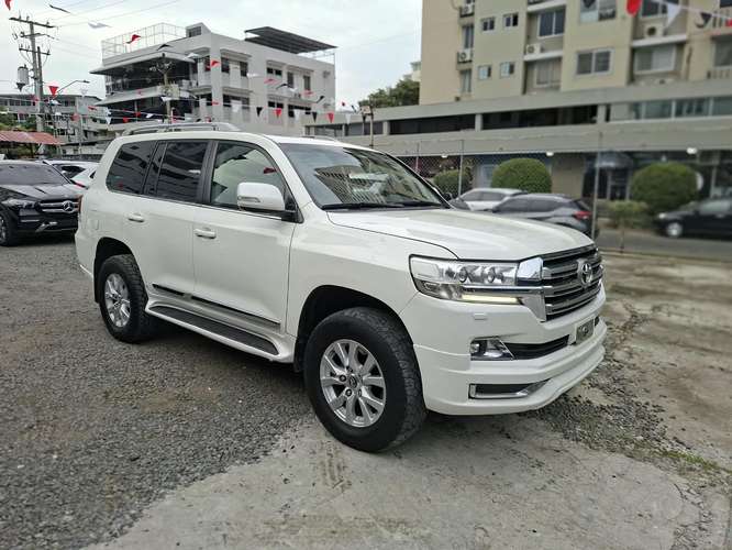 toyota land cruiser lc 