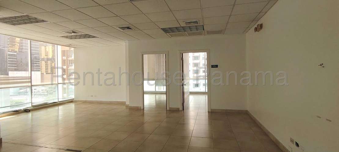 J1225GRR Alquiler de Oficina Comercial en Bellavista  - Imagen 3