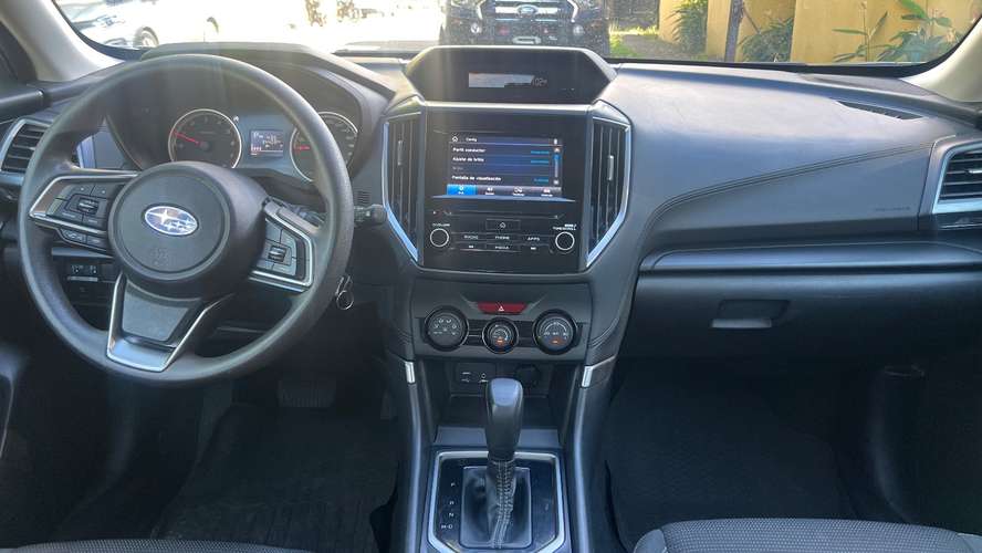 Vendo Subaru forester 2022 