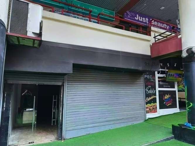 Alquiler de Local Comercial 115 m² en Vía Veneto | $1,500 - Imagen 3