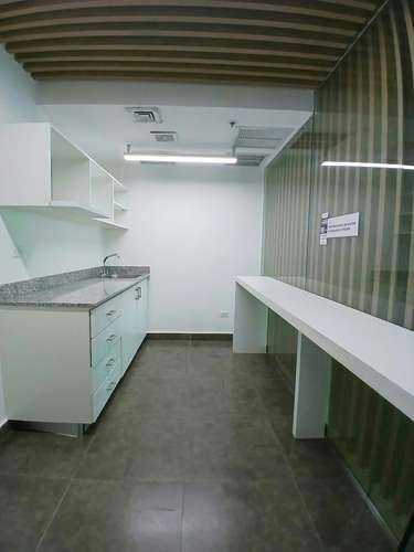 Alquiler Oficina FINANCIAL PARK Costa del Este - 104m² Piso Alto - Imagen 5
