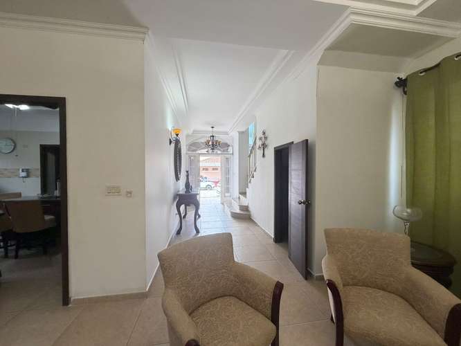 Casa en Venta en Altos del Country | 348 m² | 3 Recámaras | Terraza | Piscina | $475,000 - Imagen 13