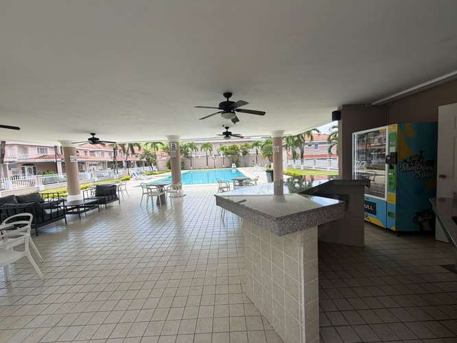 Casa en Venta en Altos del Country | 348 m² | 3 Recámaras | Terraza | Piscina | $475,000 - Imagen 15