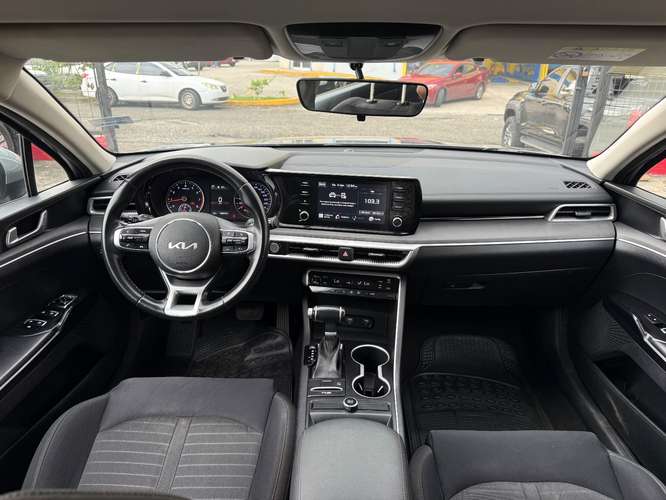 HERMOSA KIA OPTIMA K5 FULL EXTRA 2023  - Imagen 6