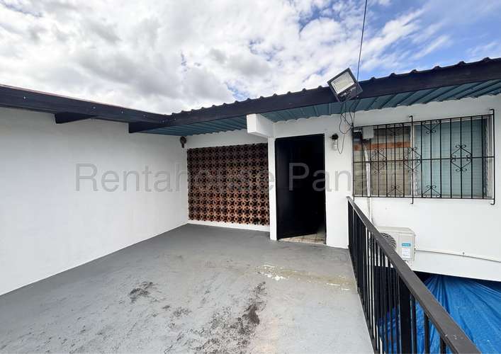 Venta de Casa Comercial en Parque Lefevre NS - Imagen 5