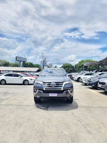 Toyota Fortuner 2020 - Imagen 3