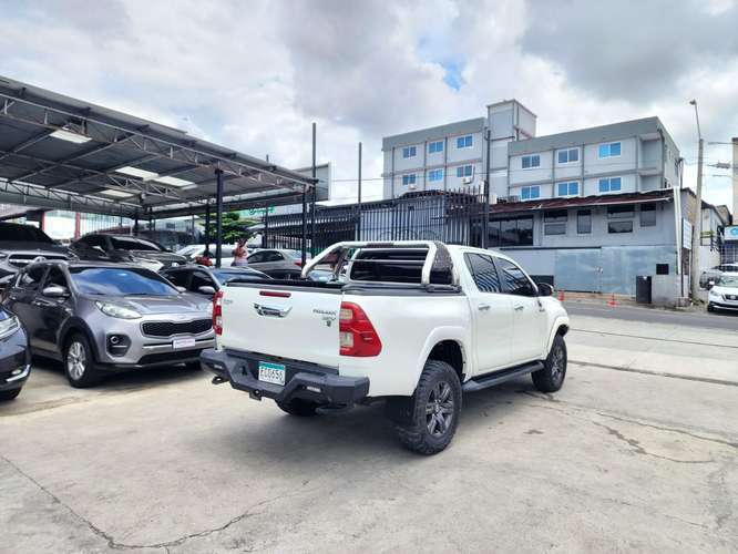 Toyota Hilux 2021 - Imagen 4