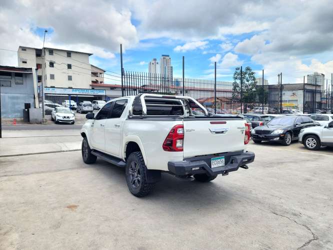 Toyota Hilux 2021 - Imagen 5