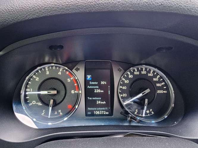 Toyota Hilux 2021 - Imagen 12