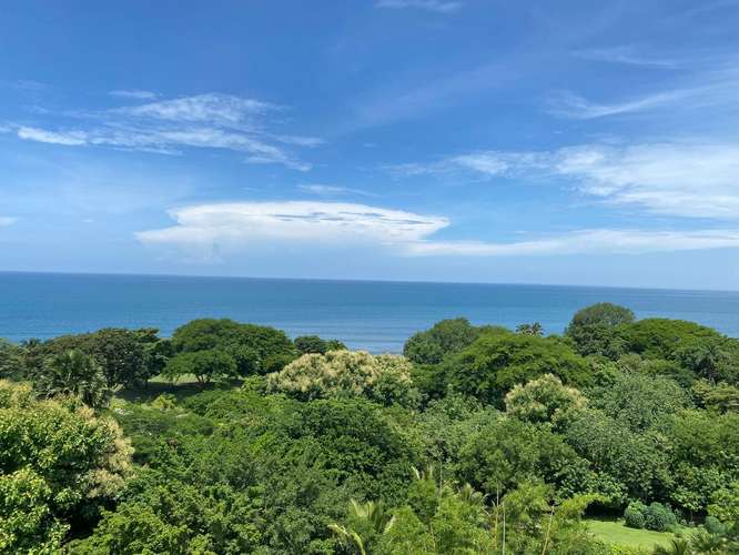Punta Barco – Vista al Mar – 218mts2 – 445,000