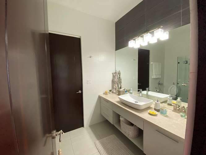 Punta Barco – Vista al Mar – 218mts2 – 445,000