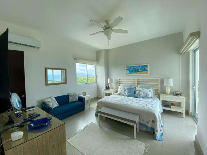 Punta Barco – Vista al Mar – 218mts2 – 445,000