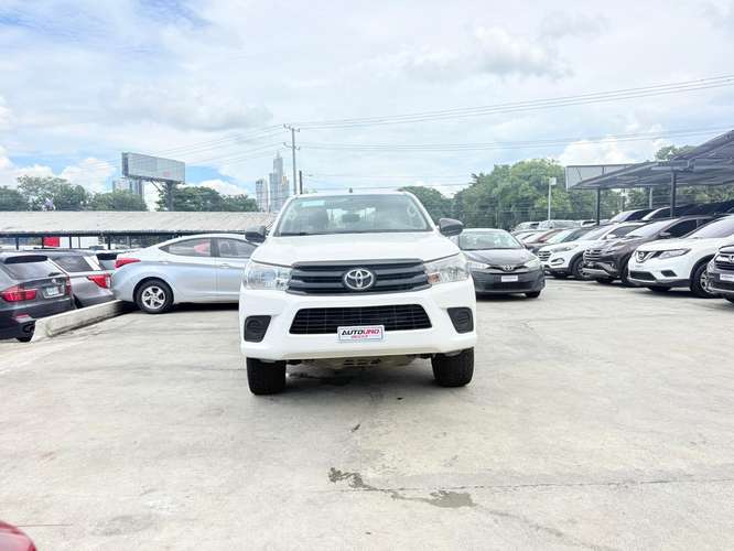 Toyota Hilux 2016