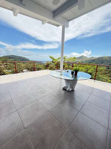 Venta de Casa en El Valle de Antón, con terreno de 4.5ha. - Imagen 2