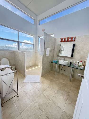 Venta de Casa en El Valle de Antón, con terreno de 4.5ha. - Imagen 9