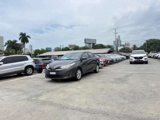 Toyota Yaris 2019