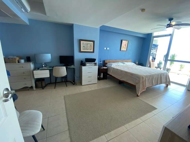 Apartamento Frente al Mar en Coronado Bay: Dos Estudios Convertidos en un Hogar con Vista al Pacífico - Imagen 12