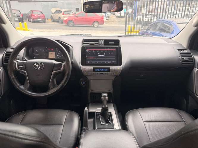 Toyota Land Cruiser Prado 2019 TXL - Imagen 10