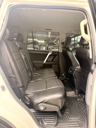 Toyota Land Cruiser Prado 2019 TXL - Imagen 8