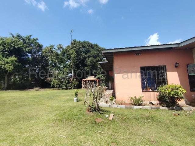 ALQUILER DE CASA EN CHORRERA 26ML9043
