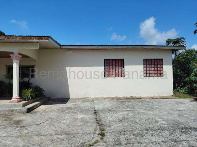 ALQUILER DE CASA EN CHORRERA 26ML9043