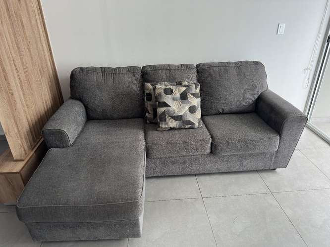 A LA VENTA HERMOSO MUEBLE Y COMEDOR PARA EL HOGAR  - Imagen 3