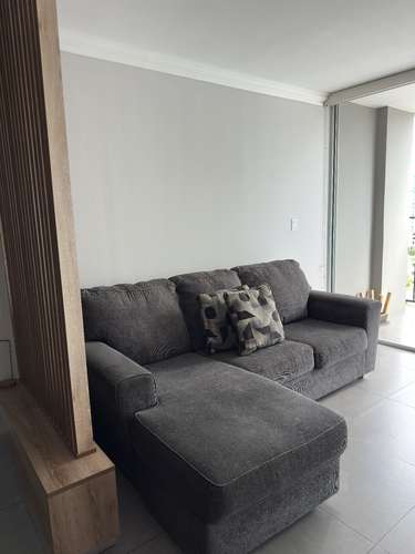 A LA VENTA HERMOSO MUEBLE Y COMEDOR PARA EL HOGAR 