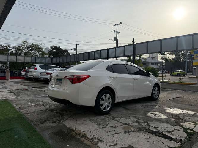 HERMOSA TOYOTA COROLLA LE SEMI FULL 2019 