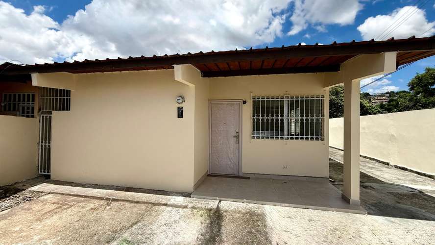 Casa en Villa Lucre – 298 m² (En Remodelación) - La Pulida - Imagen 2