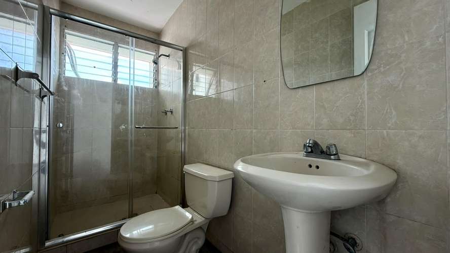 APARTAMENTO RECIEN REMODELADO - 2 REC - Piscina y Gimnasio  - Imagen 11