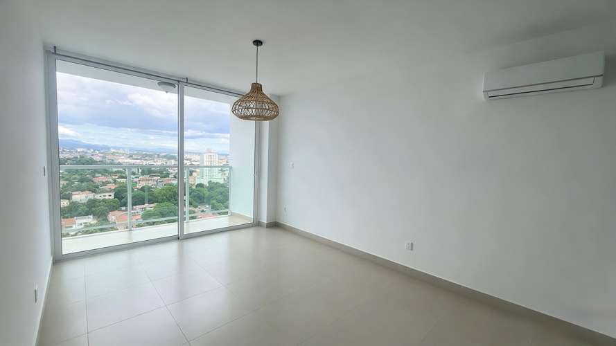 Alquiler de apartamento en 12 de Octubre  - Imagen 2