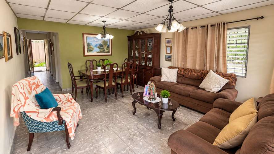 VENTA DE CASA EN RÍO ABAJO, CIUDAD DE PANAMÁ - RM - Imagen 2