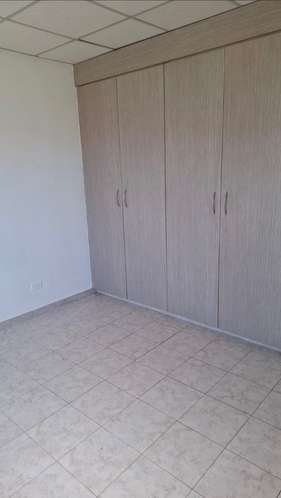 Alquilo casa en Hacienda santa Fe 600$ mas info  - Imagen 6