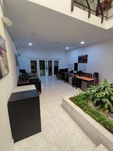 Venta de Casa en Los Angeles GM - Imagen 2