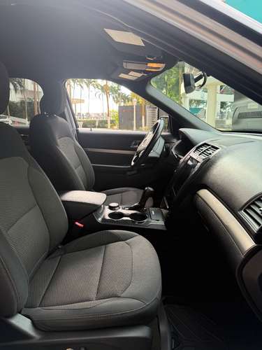 se vende ford explorer 2018