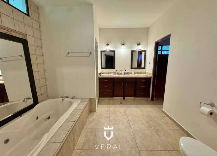 Alquiler de Casa con piscina + terraza + BBQ - Albrook, Panamá (MM)