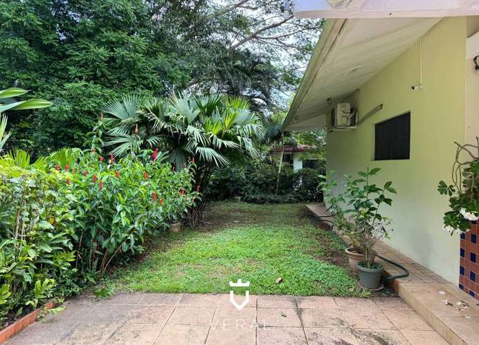Alquiler de Casa con piscina + terraza + BBQ - Albrook, Panamá (MM)