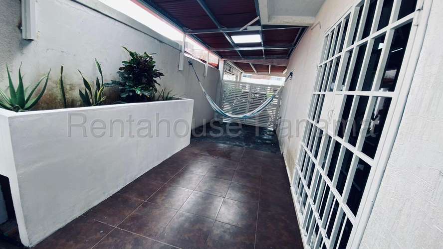 Alquiler de Casa en Vista Alegre 26-5000MJC
