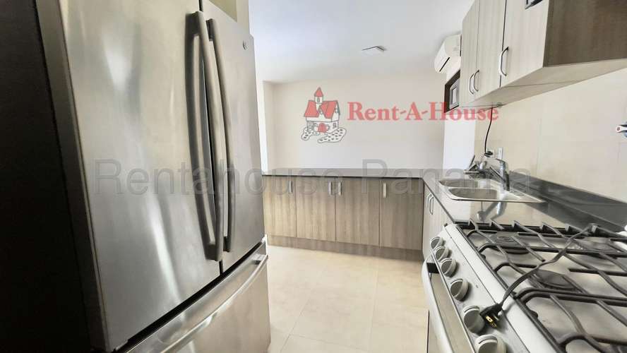 Se Alquila Apartamento en San Francisco MDV27-3301
