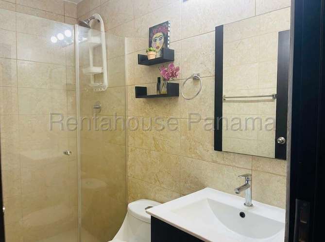 Apartamento en Alquiler en Carrasquilla Mv