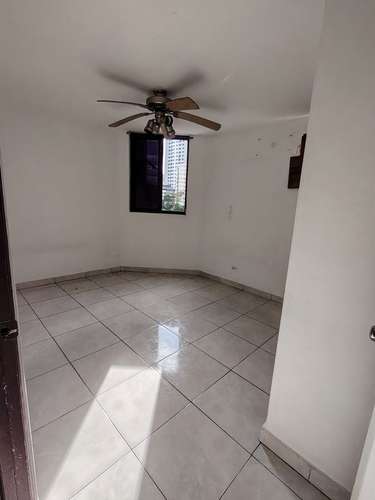 Alquilo apartamento antiguo disfuncional en el cangrejo  - Imagen 3